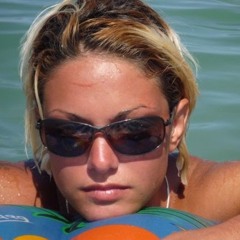 Qnica Popova