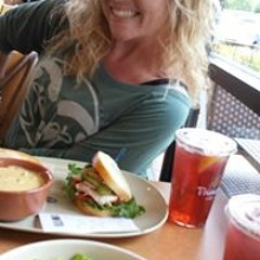 Ashley Farnsworth Freeman