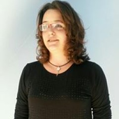 Nadine Caroline Houtum