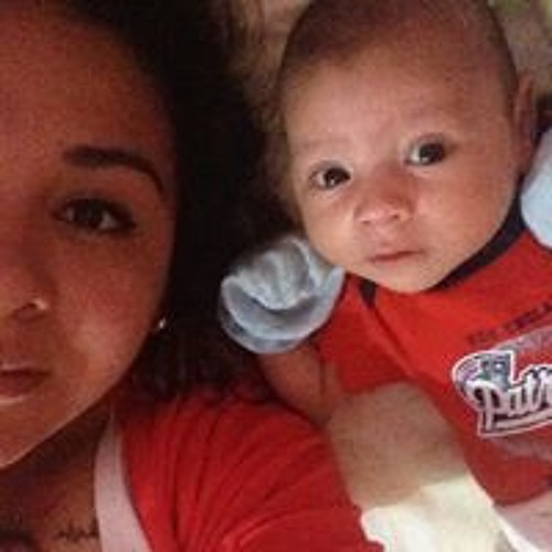 Stream Cecilia Lozano music Listen to songs, albums, playlists for