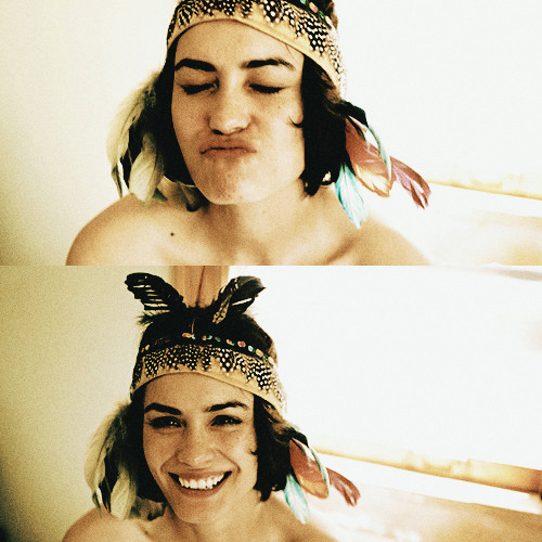 Cro vs. Gorillaz vs. Bobby Heb - Sunny, Happy