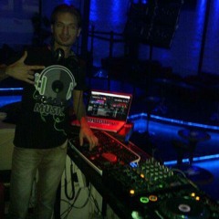 djfiesta@hotmail.de