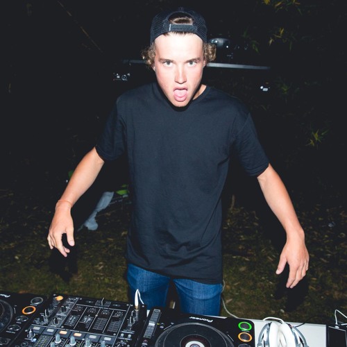Harry Price & DJGrouch #3