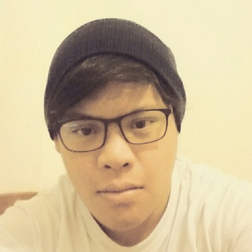 Ode to my family - The Cranberries cover. Pete on the vocals and keys. Me on the ukulele and olie on the mixing set