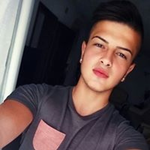 Florian Neziraj’s avatar