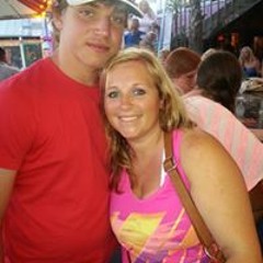 Lindsi Brooke Carper