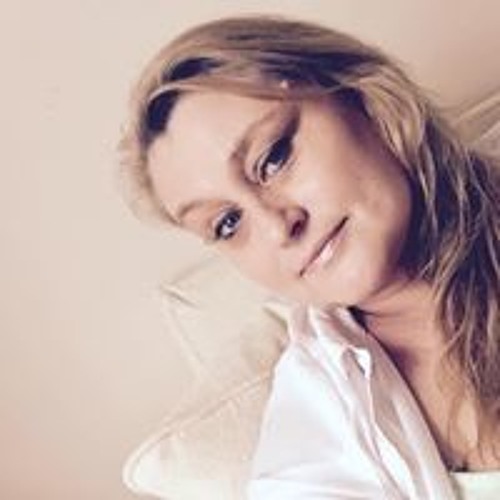 Emma Chitsiga’s avatar