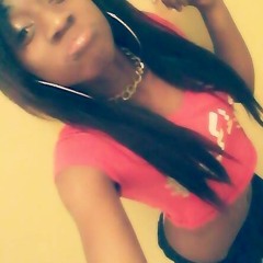 IG: SheLovenDezzy_ ❤