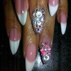 B Angie B Nailsit