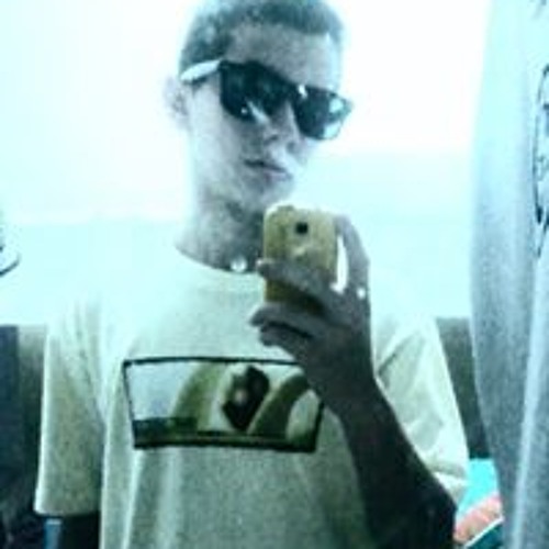 Nathan Oliveira’s avatar