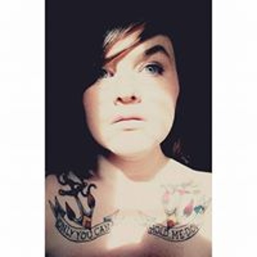 Kirsten Amanda’s avatar