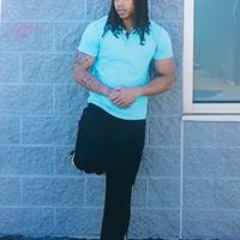 Naji IllumiNa Everett