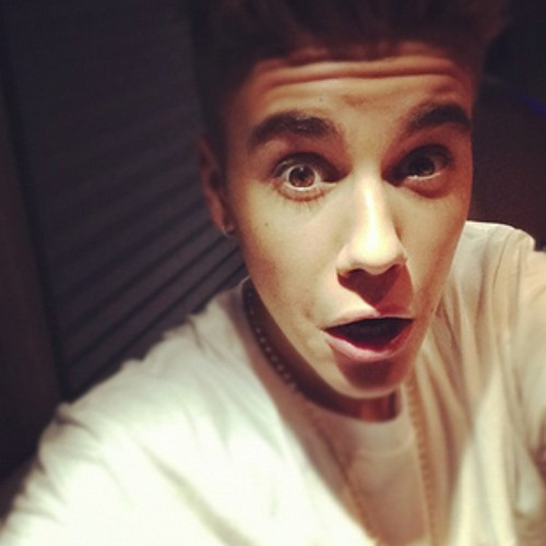 Justin Bieber - Turn Up (HQ Mix)