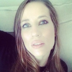 Jaclyn Sharnok