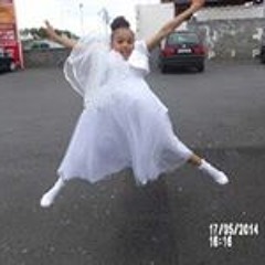 Eibhlin Helen Ni Shogbein