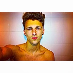 •cammychisholm•