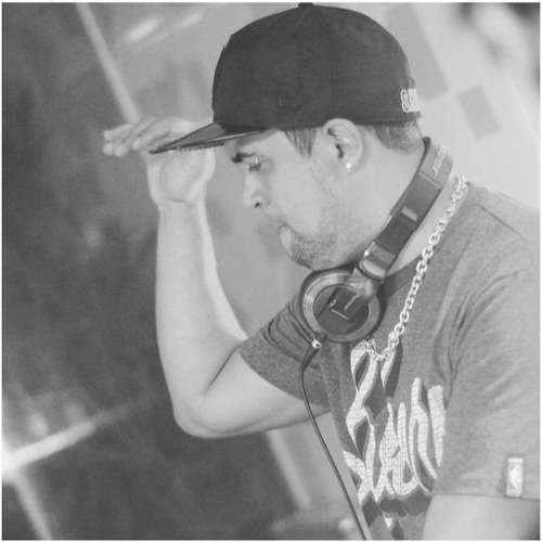 Dj Testa M’s avatar