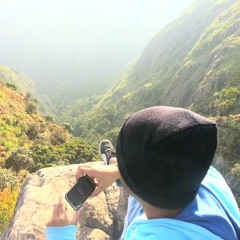 NandhitR