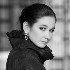 Olga WuWei