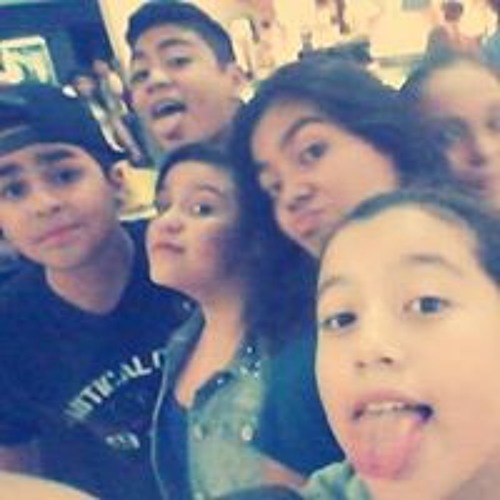 Stream Ximena Herrera Flores music | Listen to songs, albums, playlists