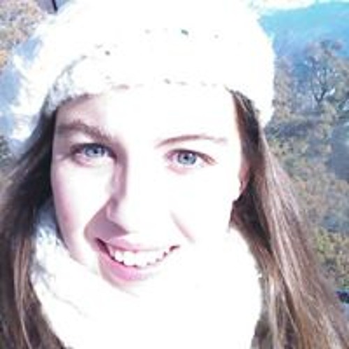 Júlia Bese’s avatar