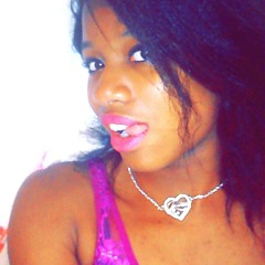 Mxelle_Alicia