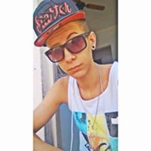 Guilherme Araujo’s avatar