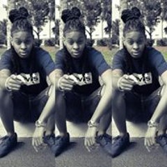 Anya Prettiboidread Roman