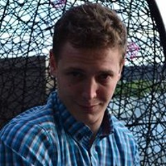 Arik Oxley Handelsman