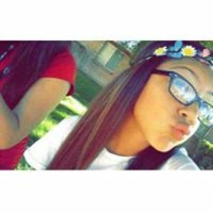 Ariana Chia Bustamante