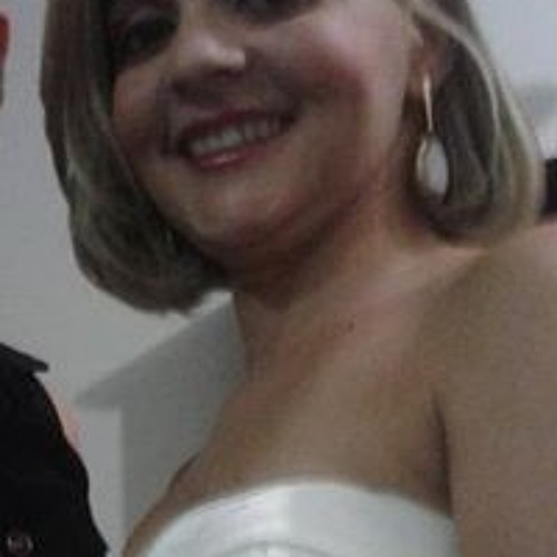 Eluzana Sales Gonçalves’s avatar