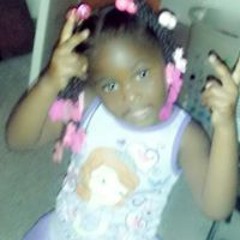 Naudie BlaxkPyrex Queen