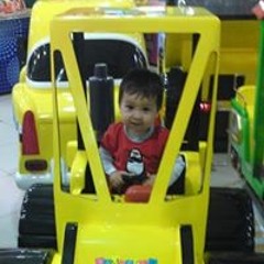 Adrian Hinojosa Otoya