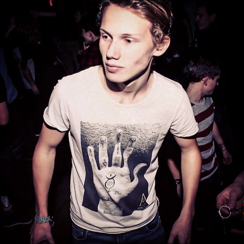 Bonobo - Eyes Down (Feat. DELS)