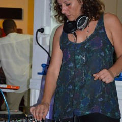 Dj Clarita