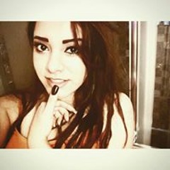 Lessly Garza