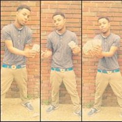 Kimâñi No'Play Simmons