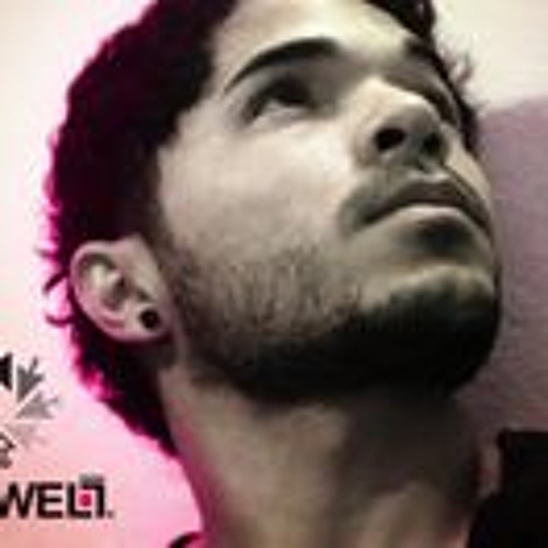 Maxwell Rivera’s avatar