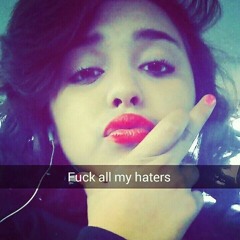 Dont hate me because im beautiful