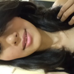 Thais B.