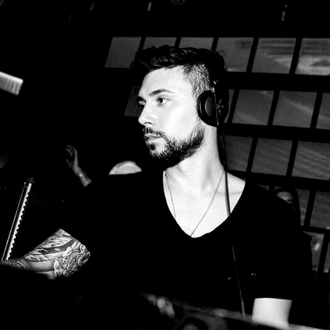 Stream David Z music | Listen to songs, albums, playlists for free