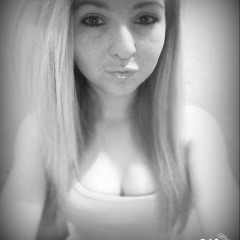 Courtney Armstrong 7