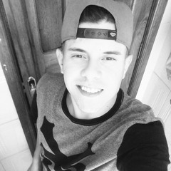 Vinícius Alvarenga 10