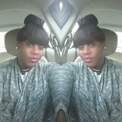 Monique Suckstobeu Isham