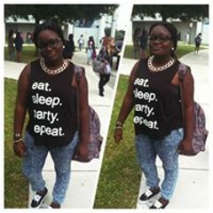 Ashley Luvv'Pink Blanc