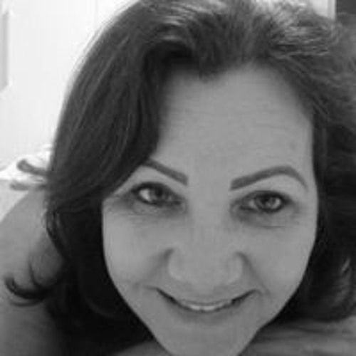 Estela Batista’s avatar