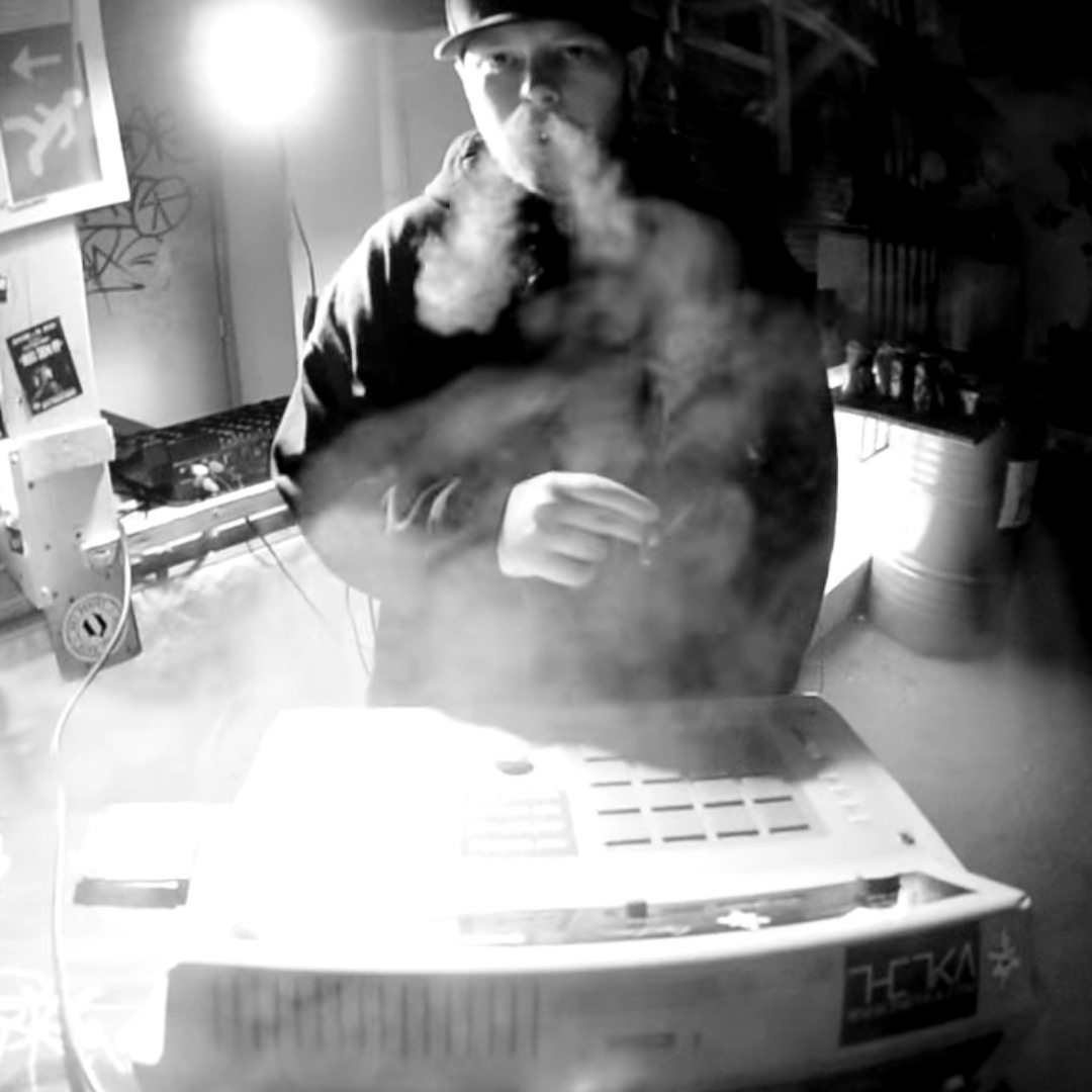 Stream Kick Back (Da Shogunz) music | Listen to songs, albums