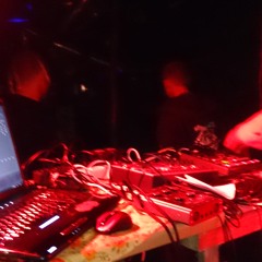 tek-sas