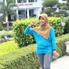 Fitria NH