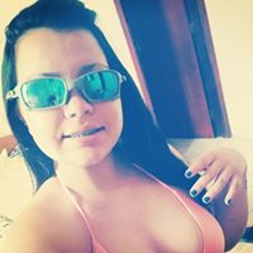 Camila Pereira’s avatar